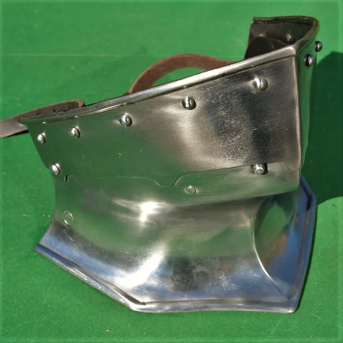 Ulfberth åbent Bevor - Billede 2