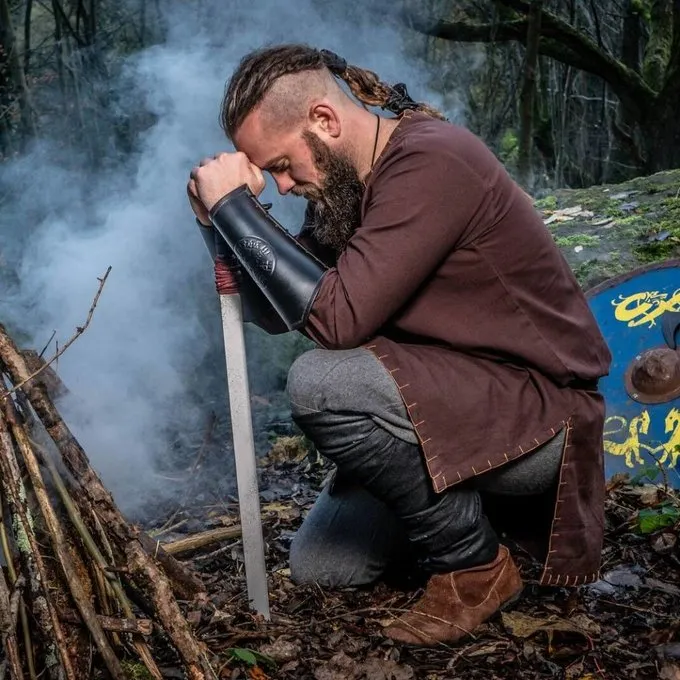 Leonardo Carbone Armskinner Vegvisir, Sort - Billede 5