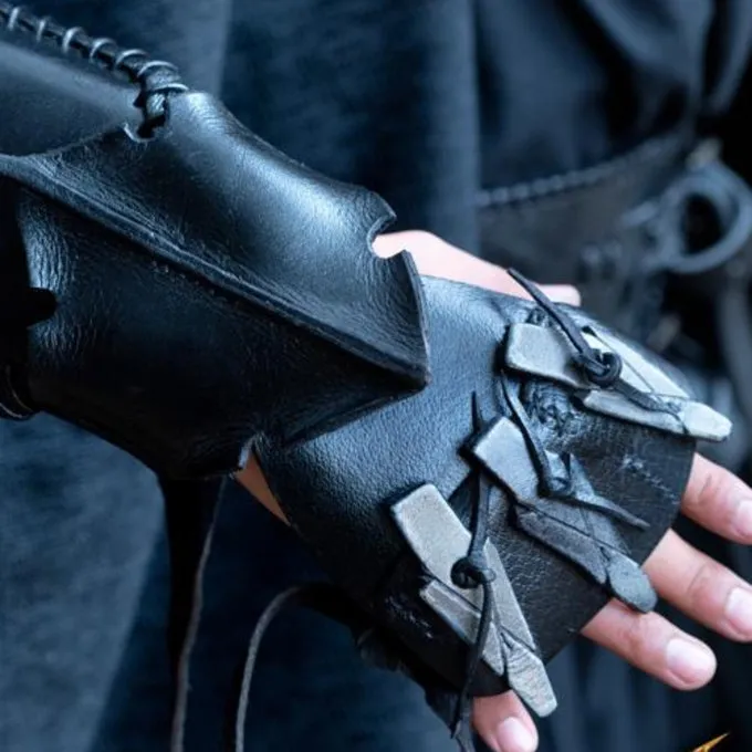 Epic Armoury Bracer Claw, Højre Hånd - Billede 5