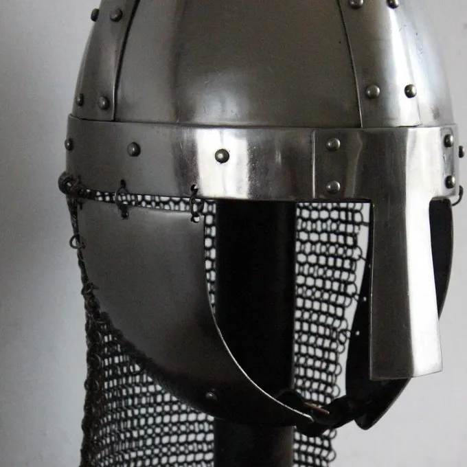 Ulfberth Germansk Spangenhelm - Billede 3