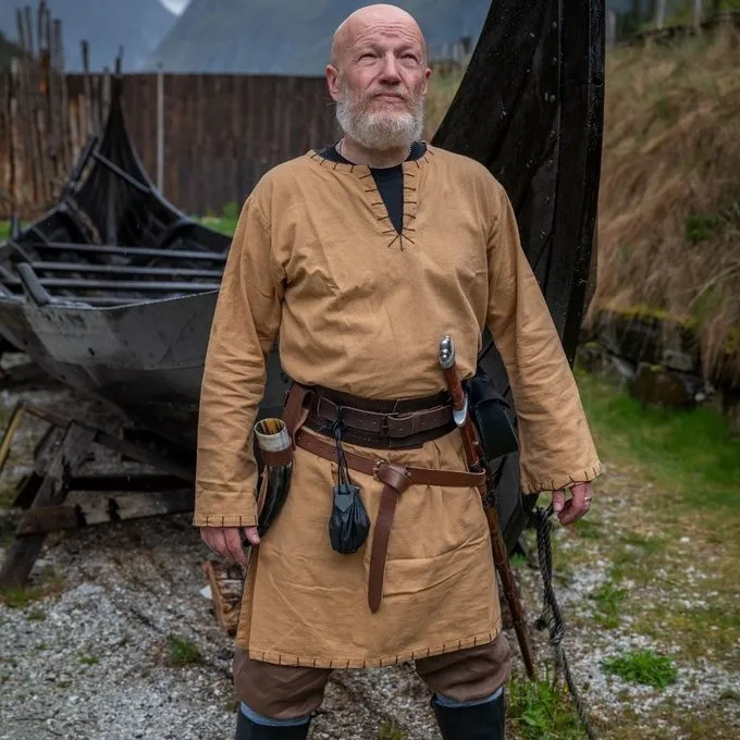 Leonardo Carbone Historisk Tunika Med Autentisk Foring, Honningbrun - Billede 6