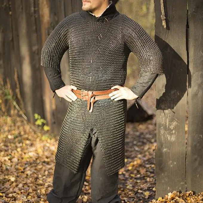 Epic Armoury Kavaleri Haubergeon, Sort