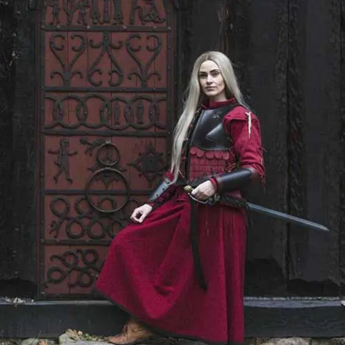 Epic Armoury Læder Armskinner Warrior, Sort-rød, Par - Billede 3