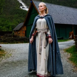 Leonardo Carbone Middelalderlig Kappe Karen Grå