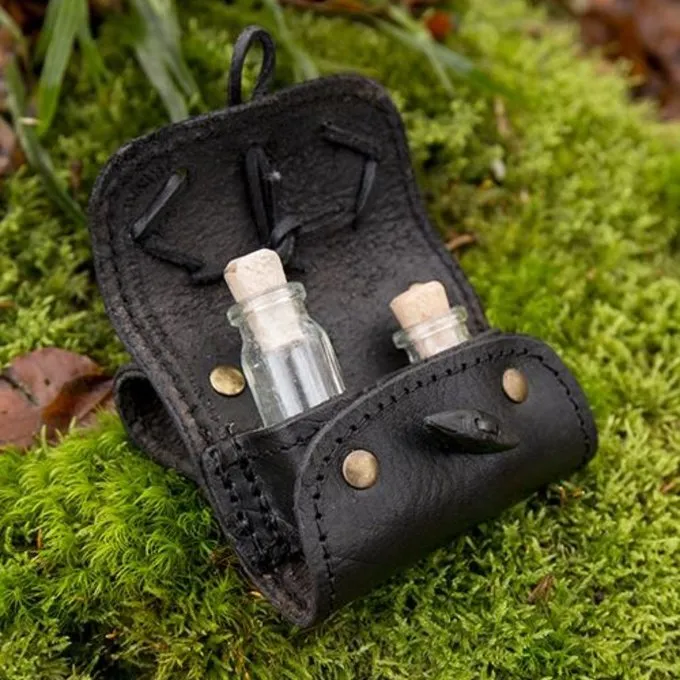 Epic Armoury Potionholder Med To Flasker, Sort