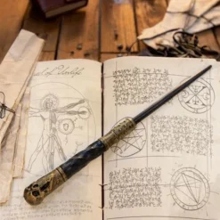 Epic Armoury Wand Necronomicon, Sort